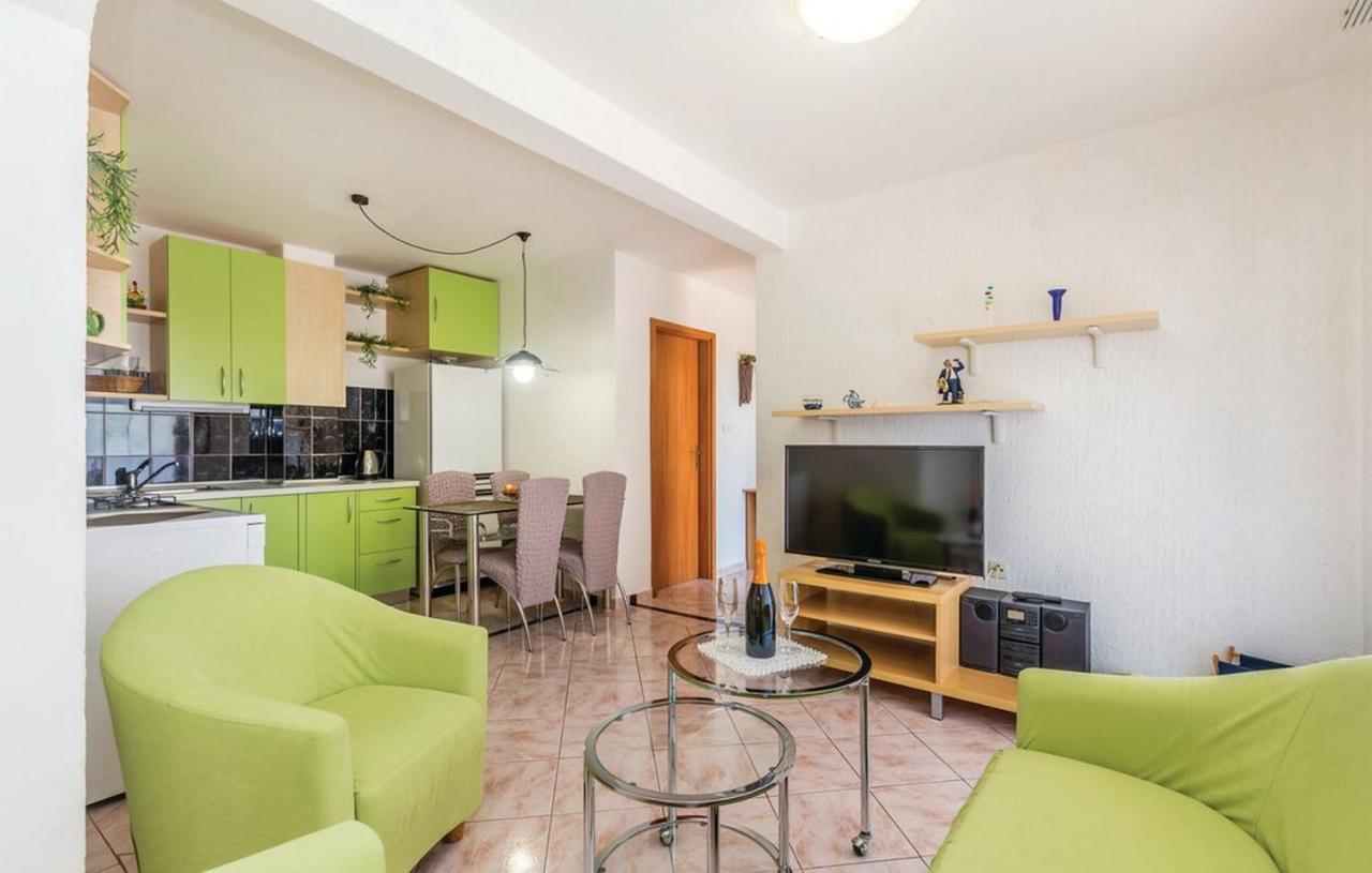 Apartments Paola كارلوباغ الغرفة الصورة