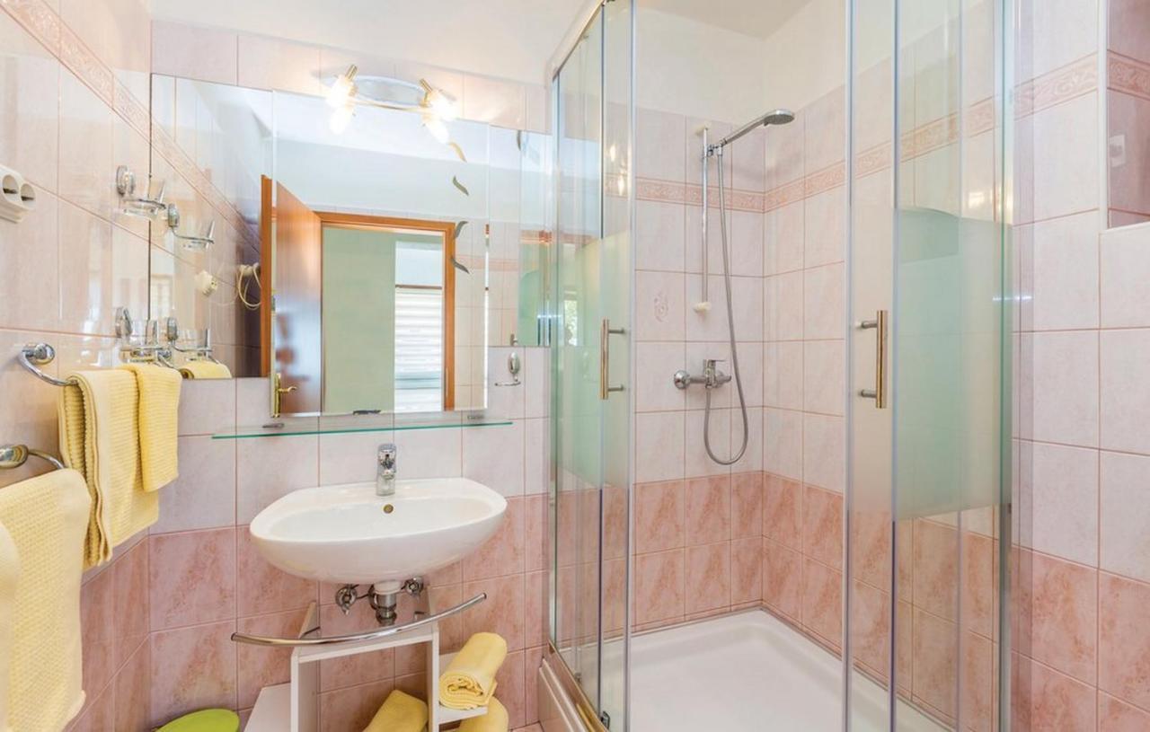 Apartments Paola كارلوباغ الغرفة الصورة