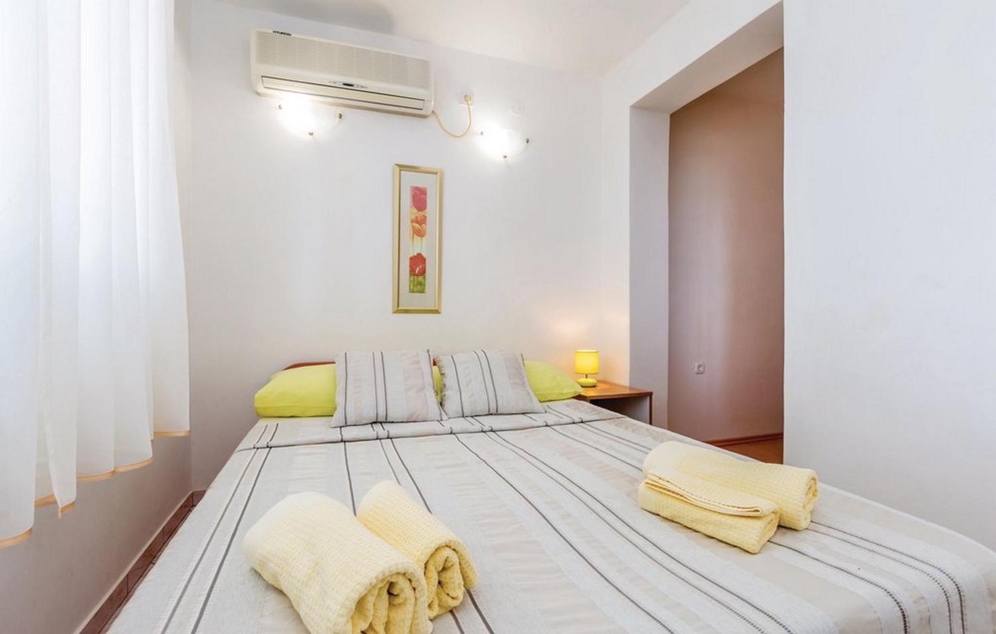 Apartments Paola كارلوباغ الغرفة الصورة